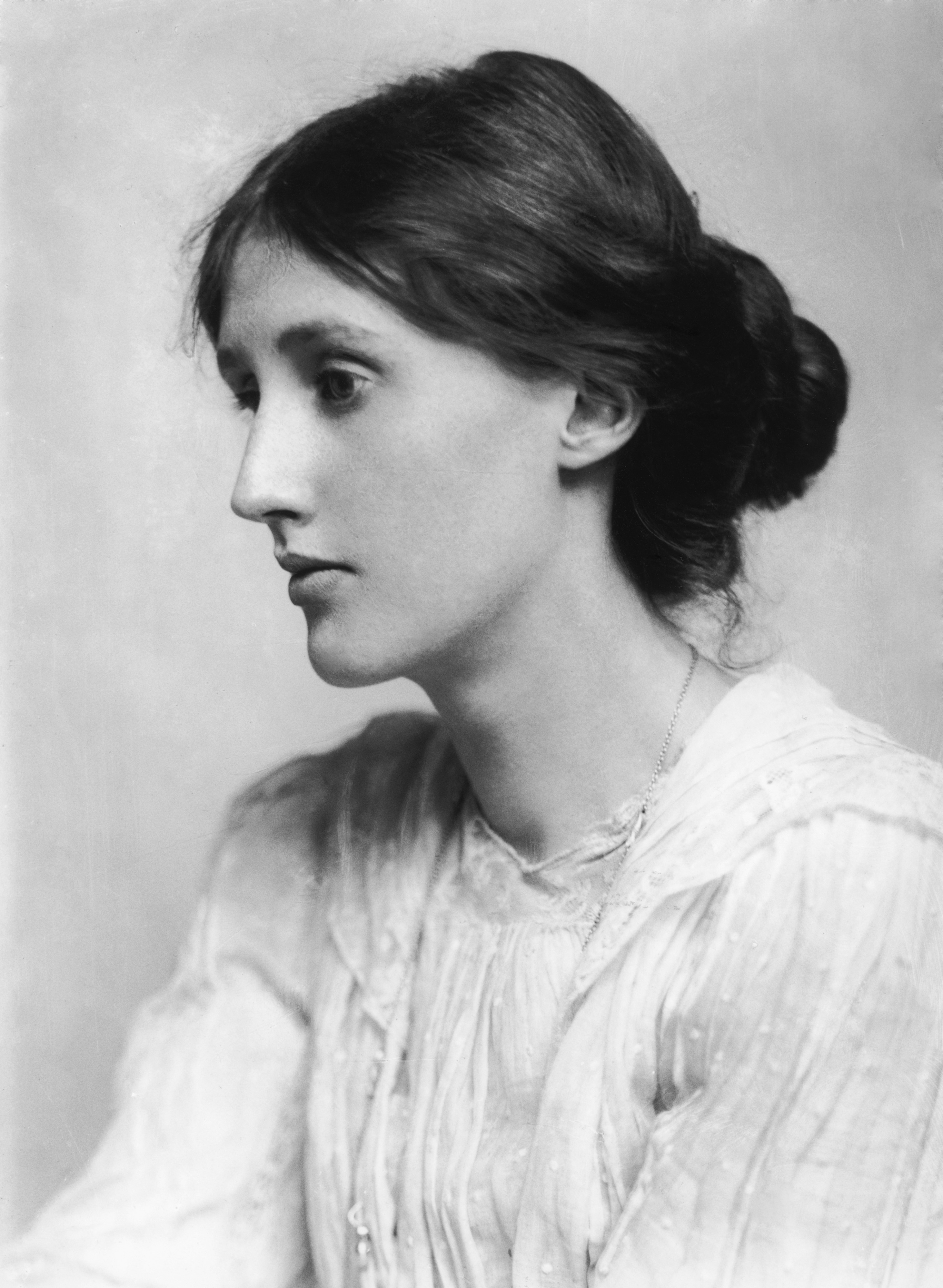 George_Charles_Beresford_-_Virginia_Woolf_in_1902